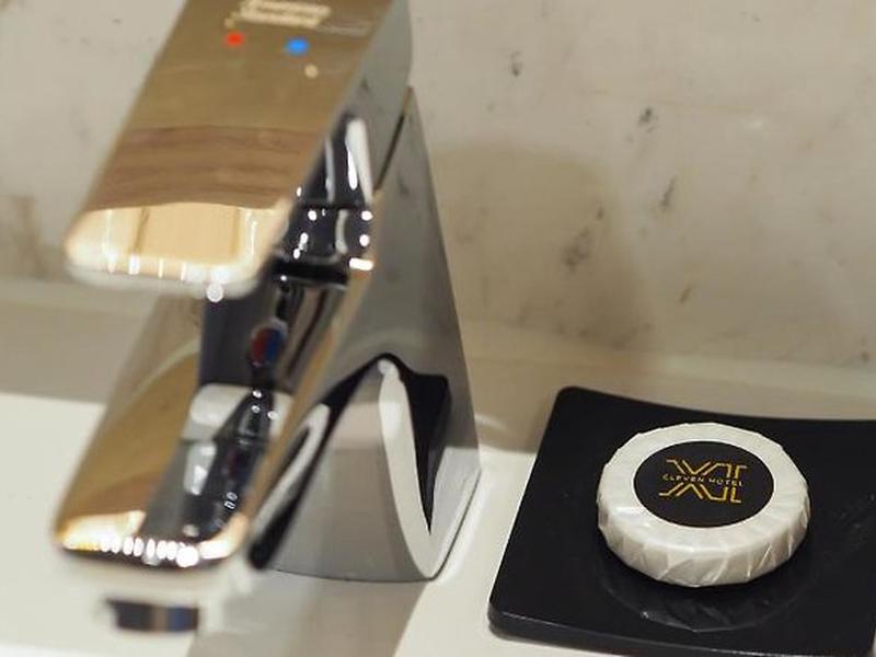 2A0D6CB4398B71DE8FF8BFB45136D3BE