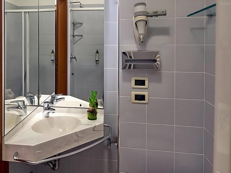 9C47698E08534246A16F08D8D86BDBFC