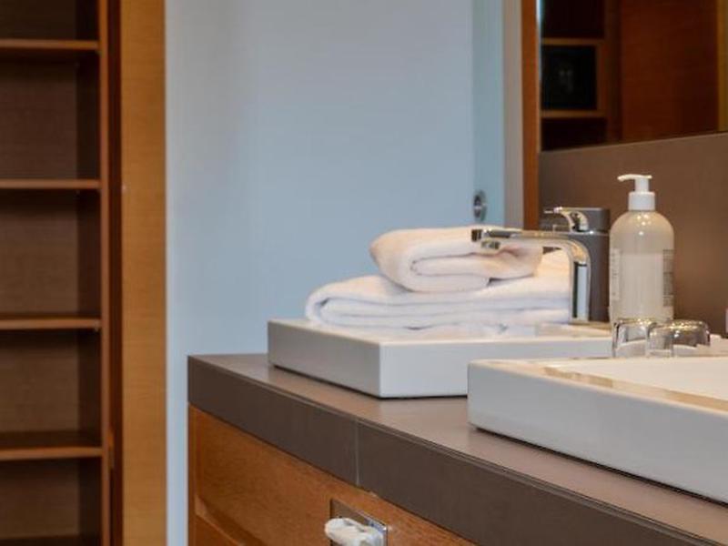 0B951D8AABC51DE99D0EA9A1CD611E4C