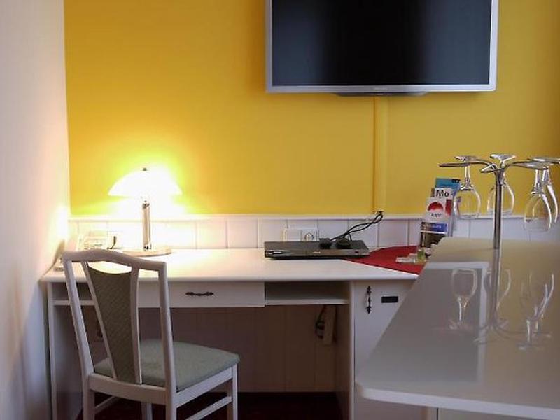 5CD6CA8C7173495F4917B95B611345D5