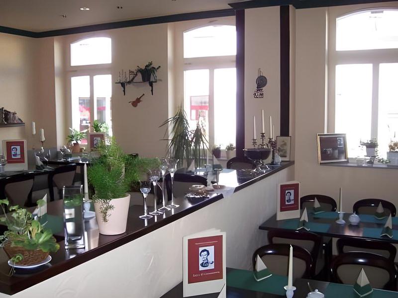 8E8F7D49076586A68821EF450152774B