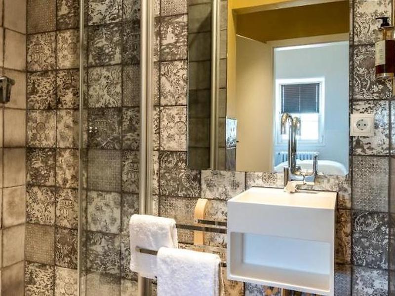 0032164A21253E5AE23D970737A5D7BF