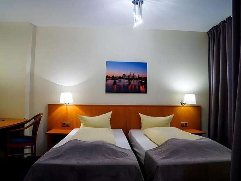 5232C6BEBC5EA957E83D85DA3D29F407