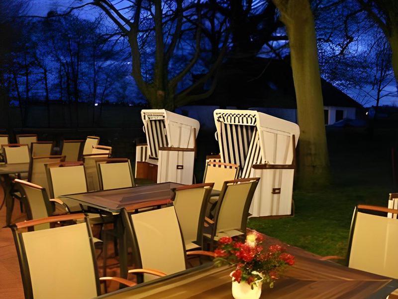 CEB4A1A4C0C2F0BD2A30E0C0965CD582