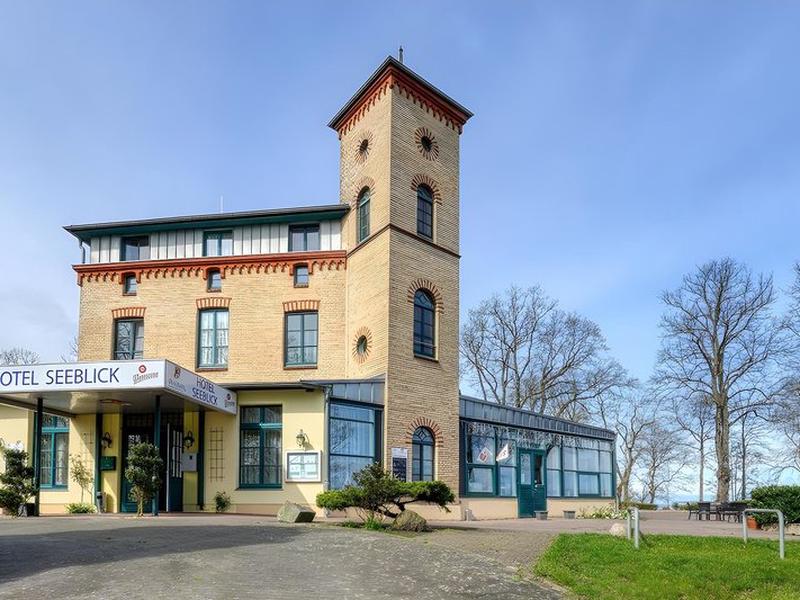 93F6695F1CD1ACB52456704502C8E3F0