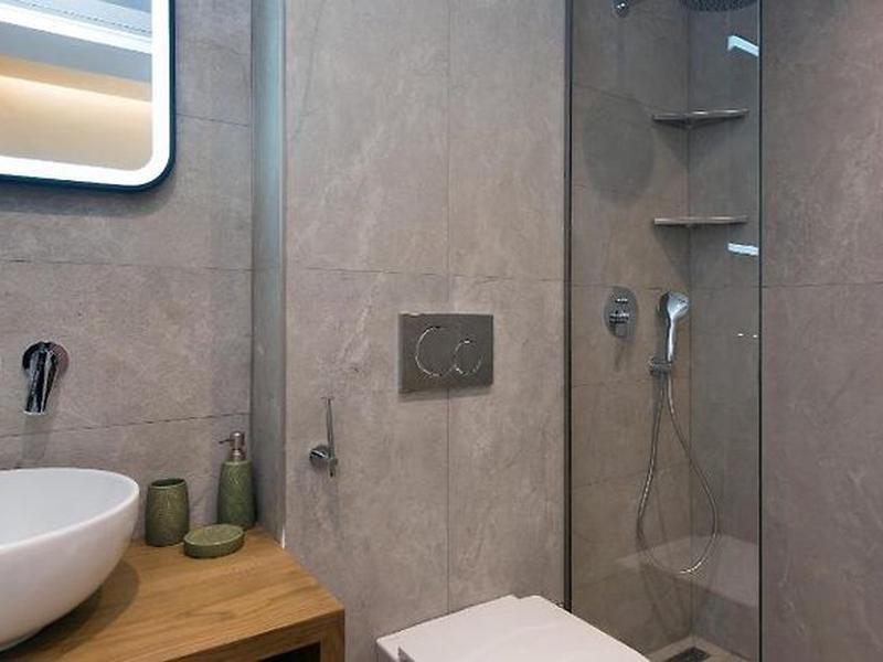 53B559383277EC9663B8E975E802E460