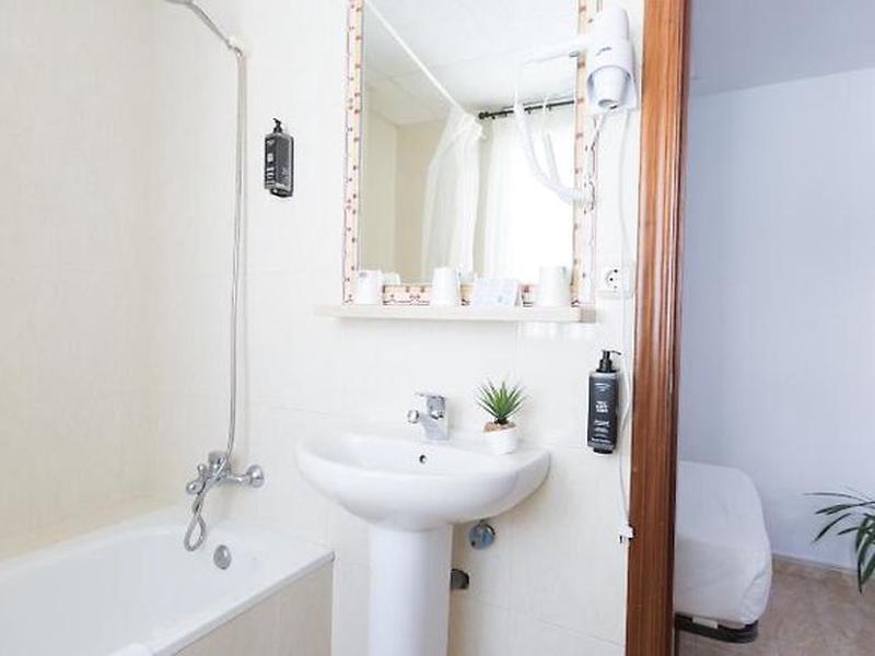 58F8717FEE41728700EB8257BB8BECE4