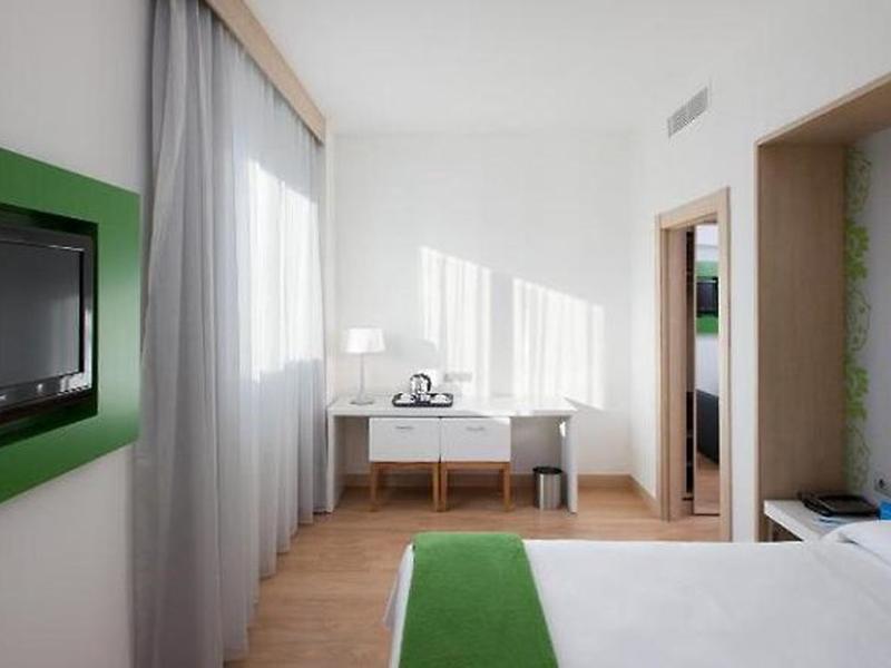 AF9B9833403553BB4CCA61FD1CEB84E8