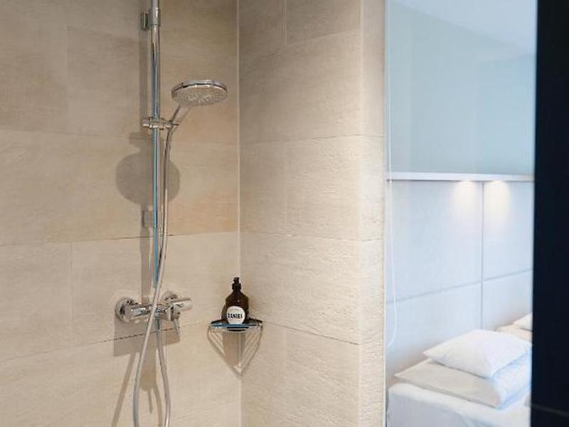 C22F29460176DBA419A578C2AD04E874