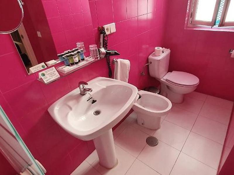 879C175F5EFA8FFCCCF4A5AB784DAB3C