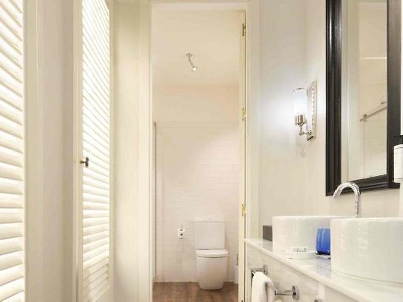 564369C06E2C20A5C9CB6DB5BBAC97B4