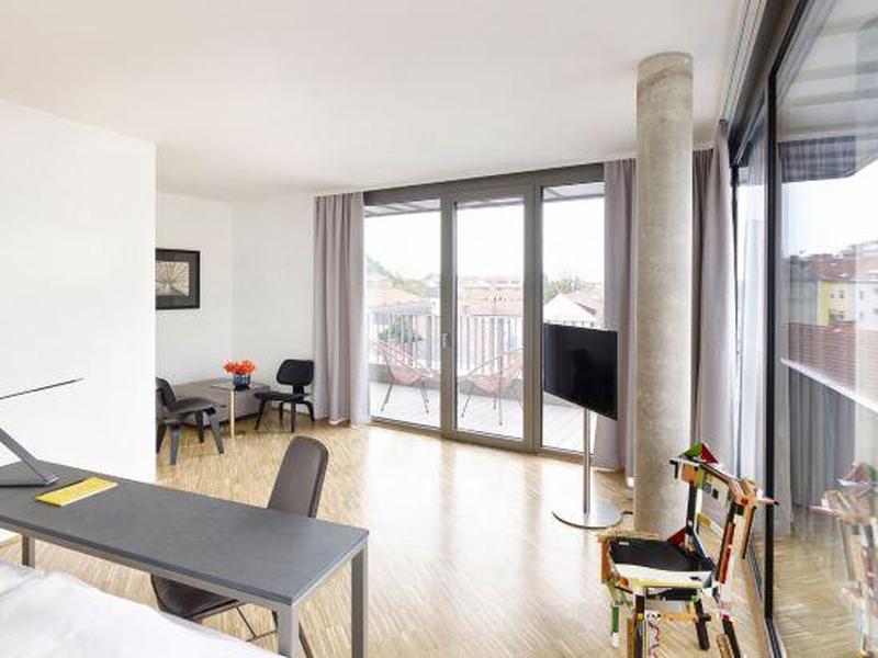 5F73551B651DCF946E3D6E83D55635CC