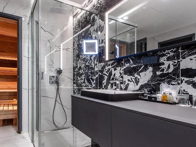 C2991D0A3F4988CEEC2E9DDF6FD35F24