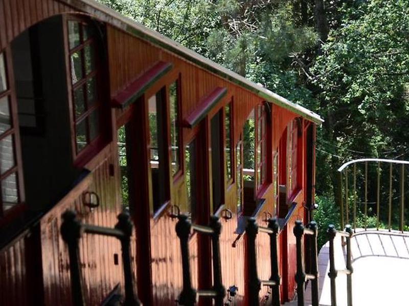 F38C46D60948330E9B1E56EF4D740787