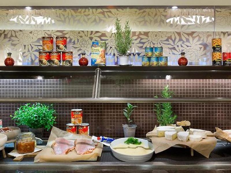 09BBE3F8928CF4F5A17278AAD58DDF8C