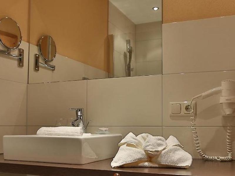 9278AAF4141020DDC6EB34A28D46A295