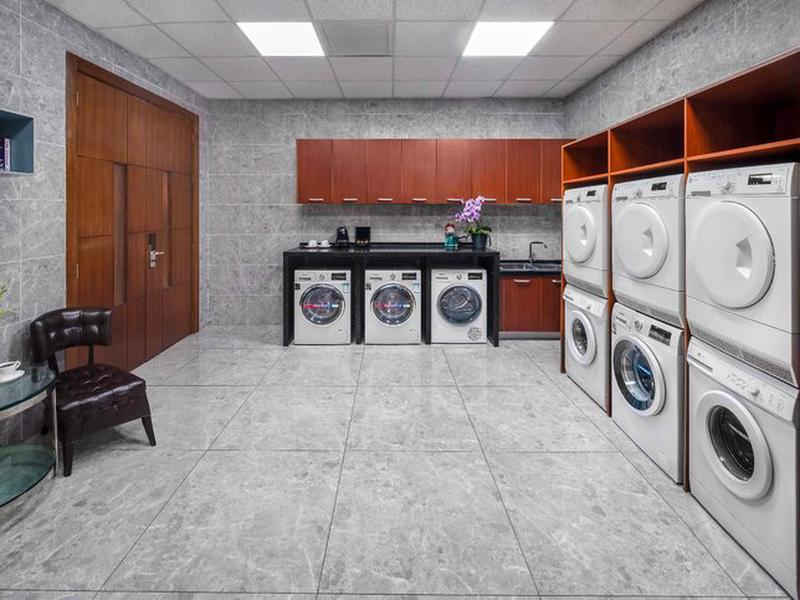 18E0227729ABBE3296E49CC92F8C65F7