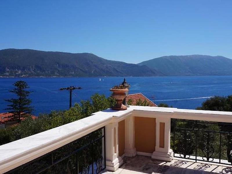 49C32E912E6C30B0B0C96614A9BC991F