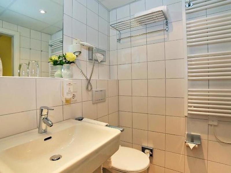 0F3EA10455C564676046BBDE8445AD8D