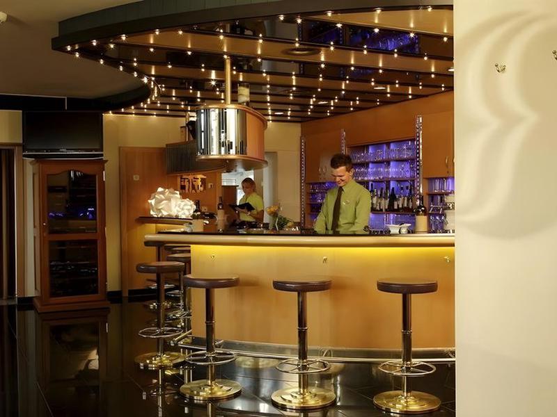 6C05AF67A2FC3098A044FA69B31601CF