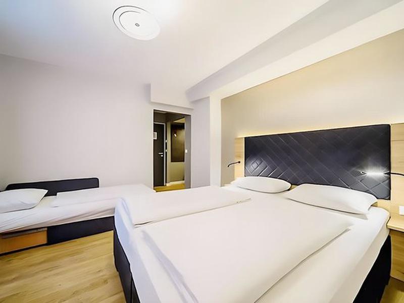 338313C34AACDD43671E957A94E008E2