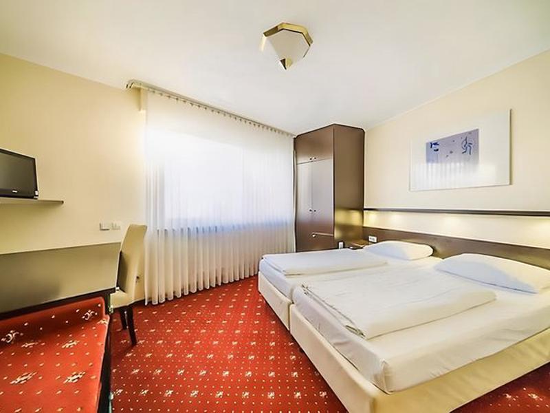 91D7A103EE17782CEA72A23EAEBF39A4