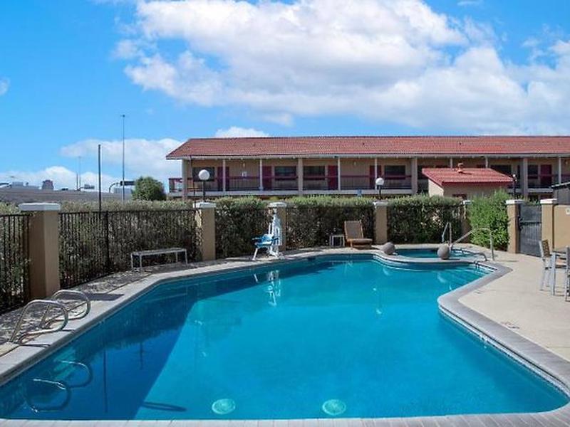 F06F3EDEF1B6327065D9A092CAEF6935