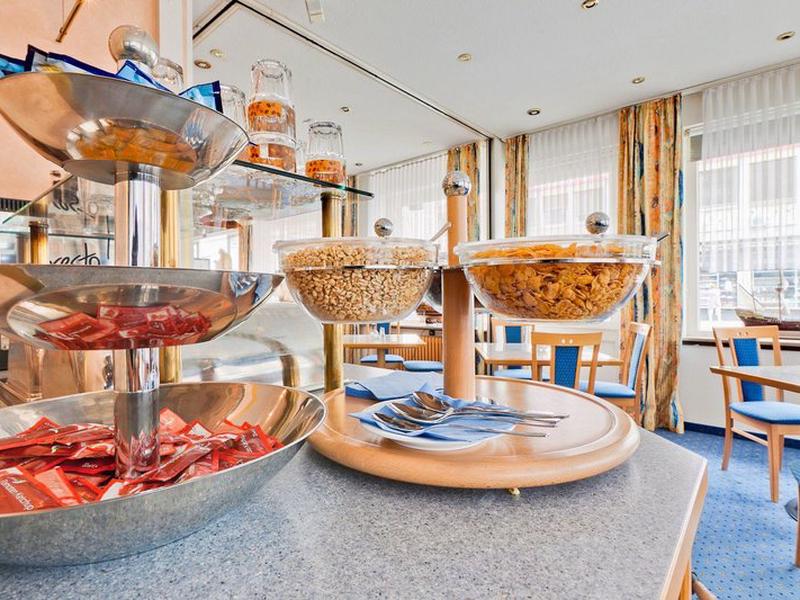 B17E655B62073EEF82F6400054B0BFF6