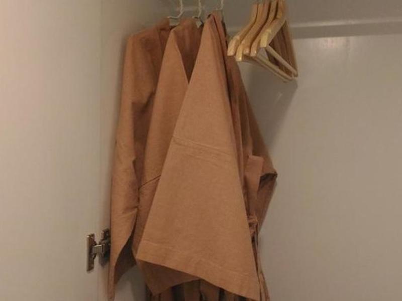 09E2C484F92109E9DB2B3359BAA9A750