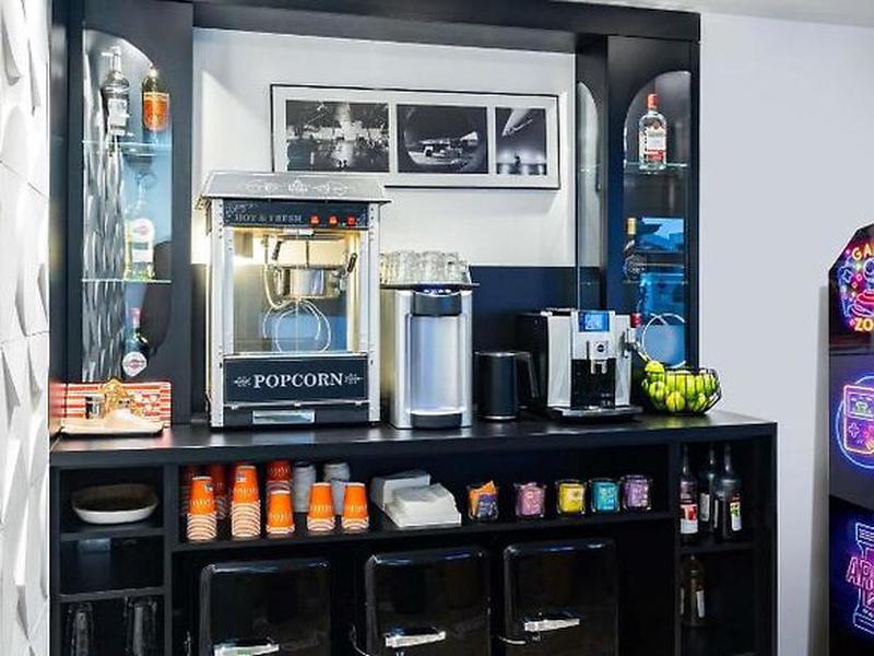 02D57C1C796423D8BC47D5611218C3FE