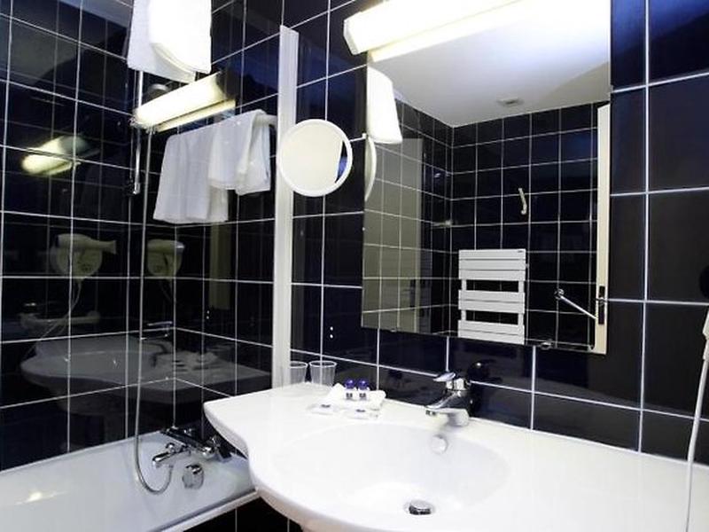 24A5E1996D34B55442A165439FEB369D