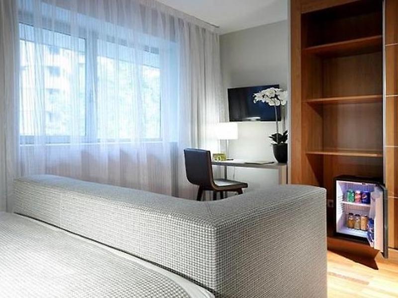 892E8625C6538F0017036A8235364142