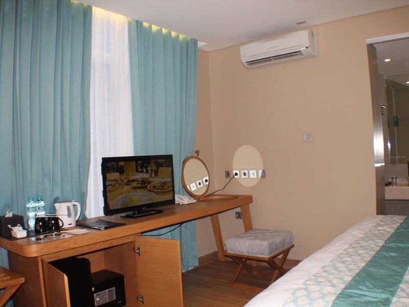 8B40B8C538D8F5E98222BDFFCA0E3FBA