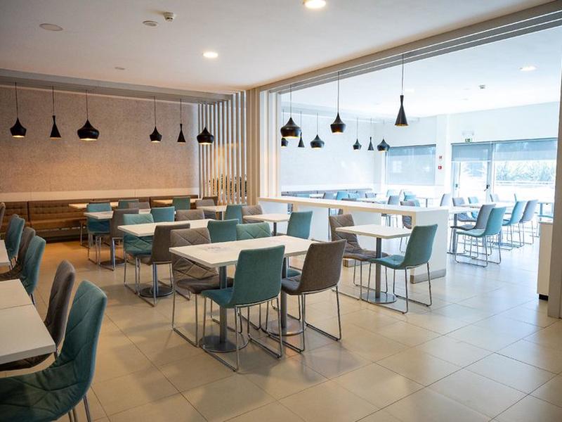 42DA8F922DB42ACC4EACFB327EA96BF4