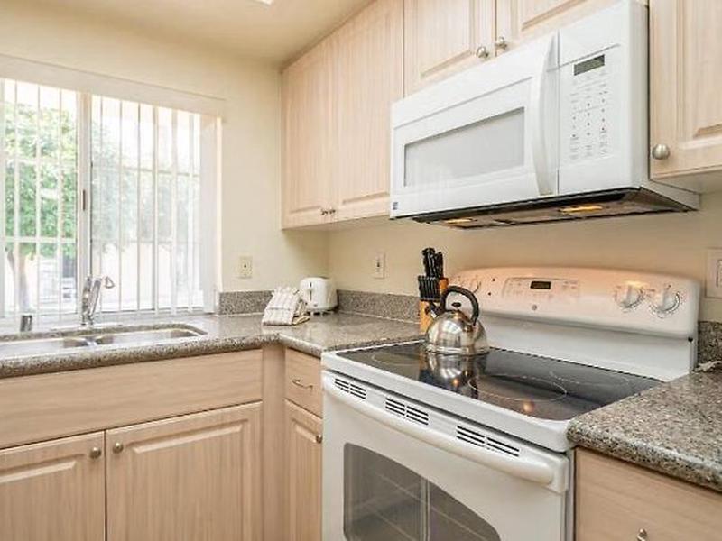 B9E3BA7335BEBF7349824990A173C5BD