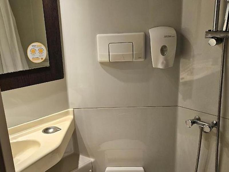 AB2E497991D7A230AD663B9CF65E4F9C