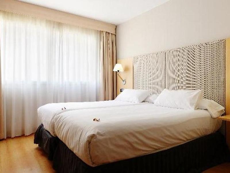 087931D3F687D0998611ACC132E9EADE