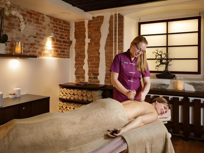 6D9DC1640356F9F3860DB9FEF2046550