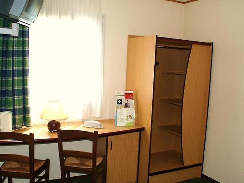 8258EAF70E962001C08BCD078D6856B0