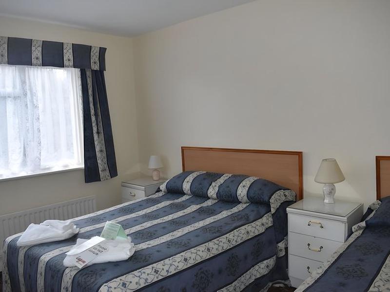 F2B1A53BDB13D1E575B10D22AC2F7CD3