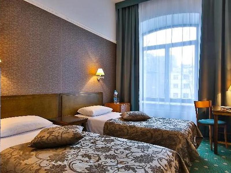 28F2A1763CBCFB560DD3E102DC452A19