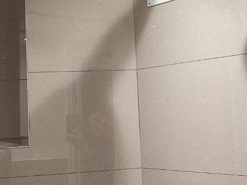 46ABA884B25C2D350F9FBEE9DC2DBC86