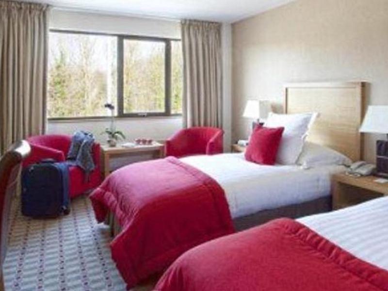 ACFE0840F4726E1F72A8BC1936ABC194