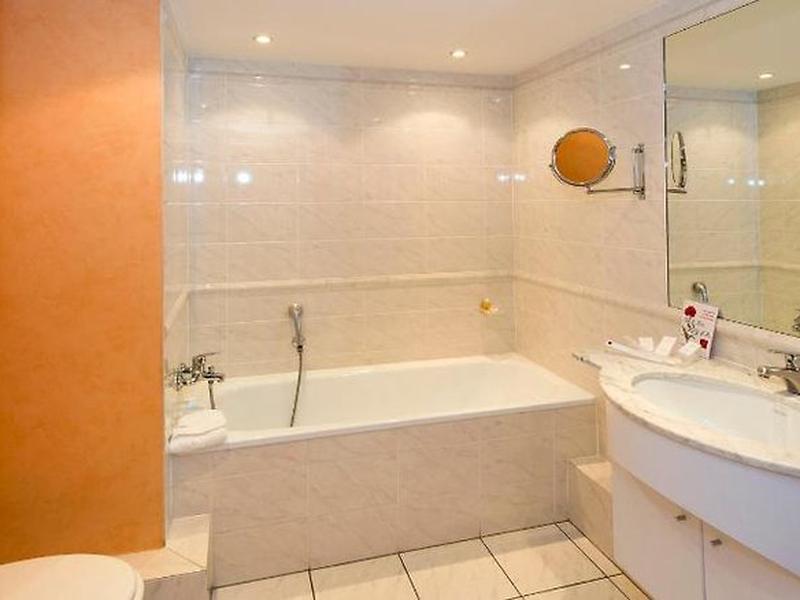 6C80A584D50B0F5A75AF3DD619C77A0D