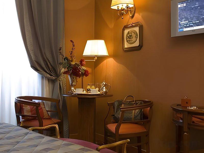 4E315E11E6F5FDAA935E58C7917FB6BF