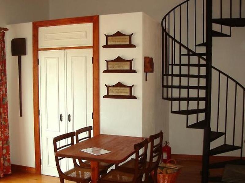 DB57A2C29E3C72ABD80D48787DC091D5