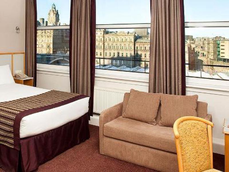 0085DCE258754CED8BBACF80D921E1D4