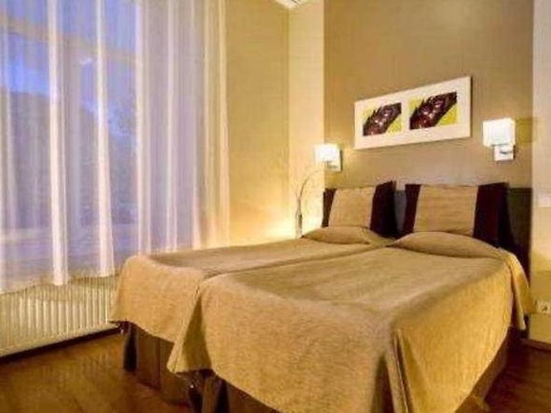 CBB605B7836DDF1C210E7946EA527E46