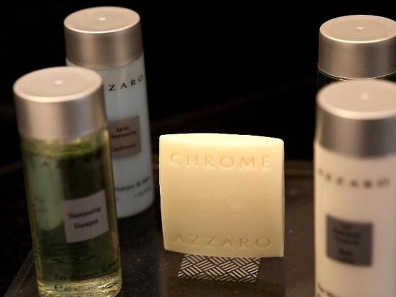 7F3C86DD4E45701910D94F0104A3551B