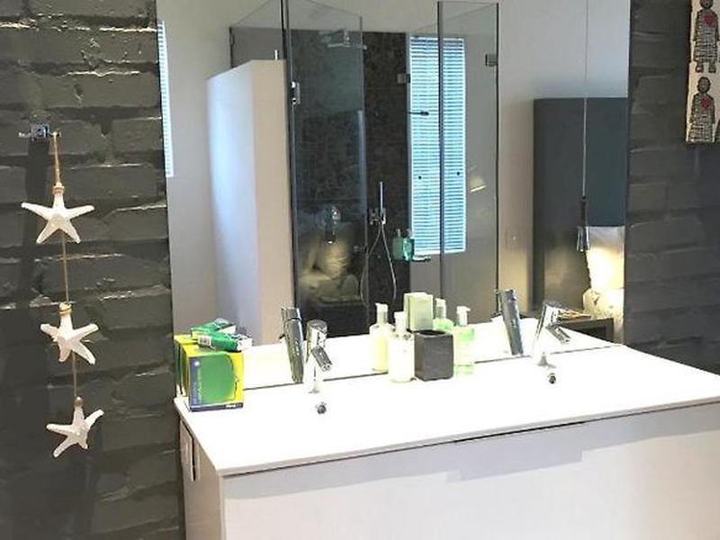 F9B48720F733F991E84AE88D03A0860B